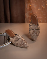 918151_Brown
