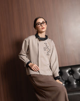 000000_Beige Black