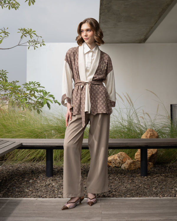 AF957D_Taupe
